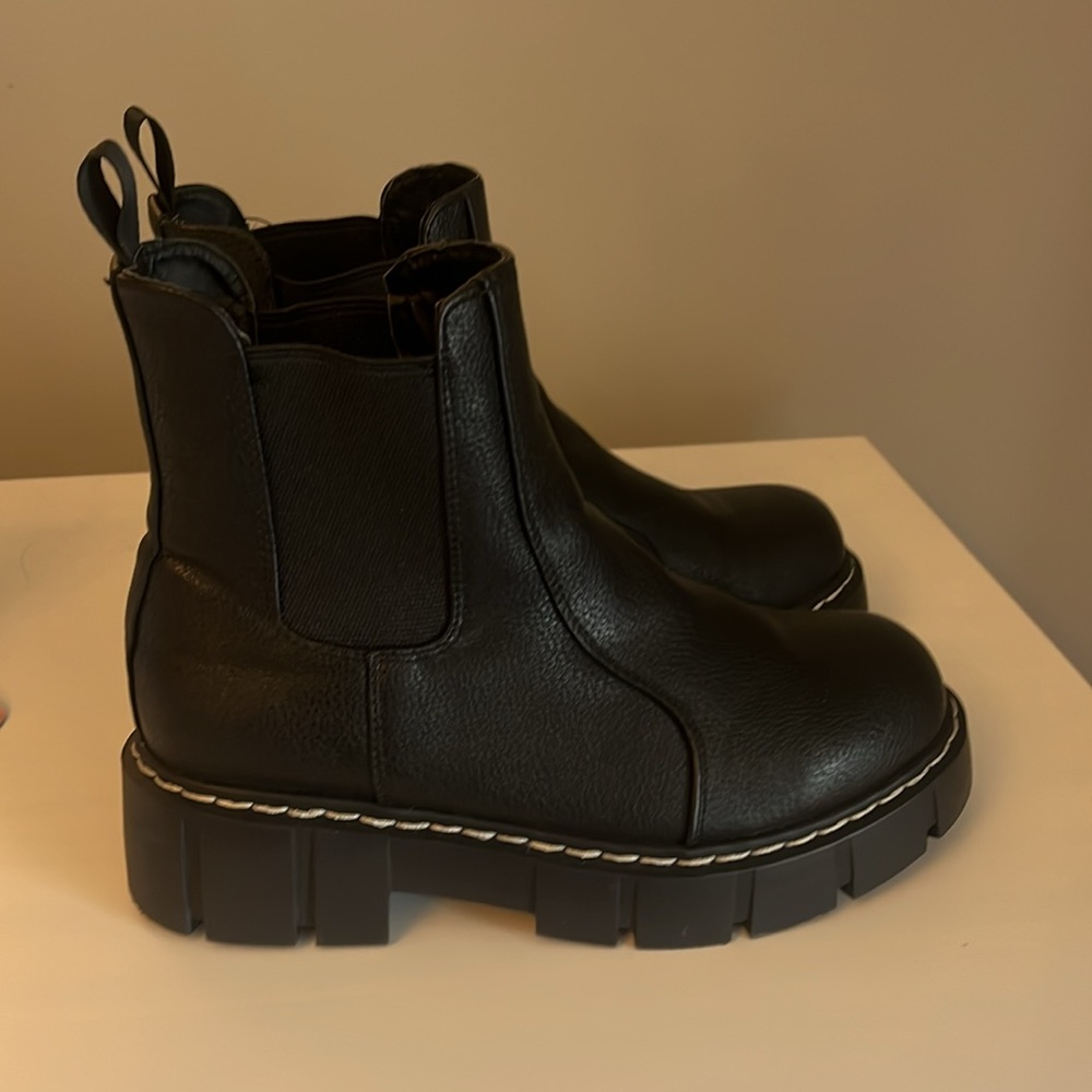 UNIONBAY NWOT Heather Leather Boots black size 6M - Picture 4 of 7